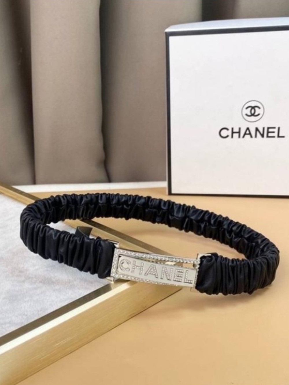 💎 ChaneI Rhinestone Embellished Ruched Stretch Adjustable Spell out Belt